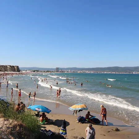 Jadore Dune 9 Sunny Апартамент *